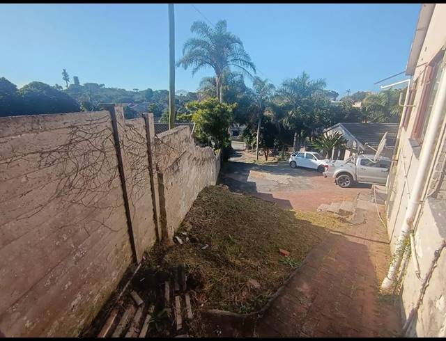 14 BEDROOM HOUSE FOR SALE IN OSLO BEACH